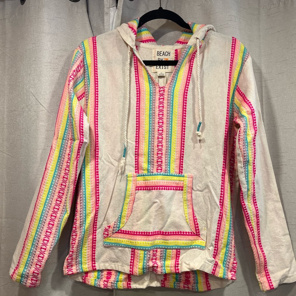 Beach By Exist Baja hoodie size medium NWOT